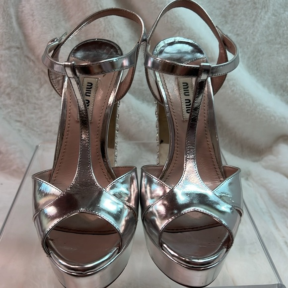 Miu Miu platform silver shoes with 5 1/2” crystal heel size 6 1/2 - Picture 4 of 4